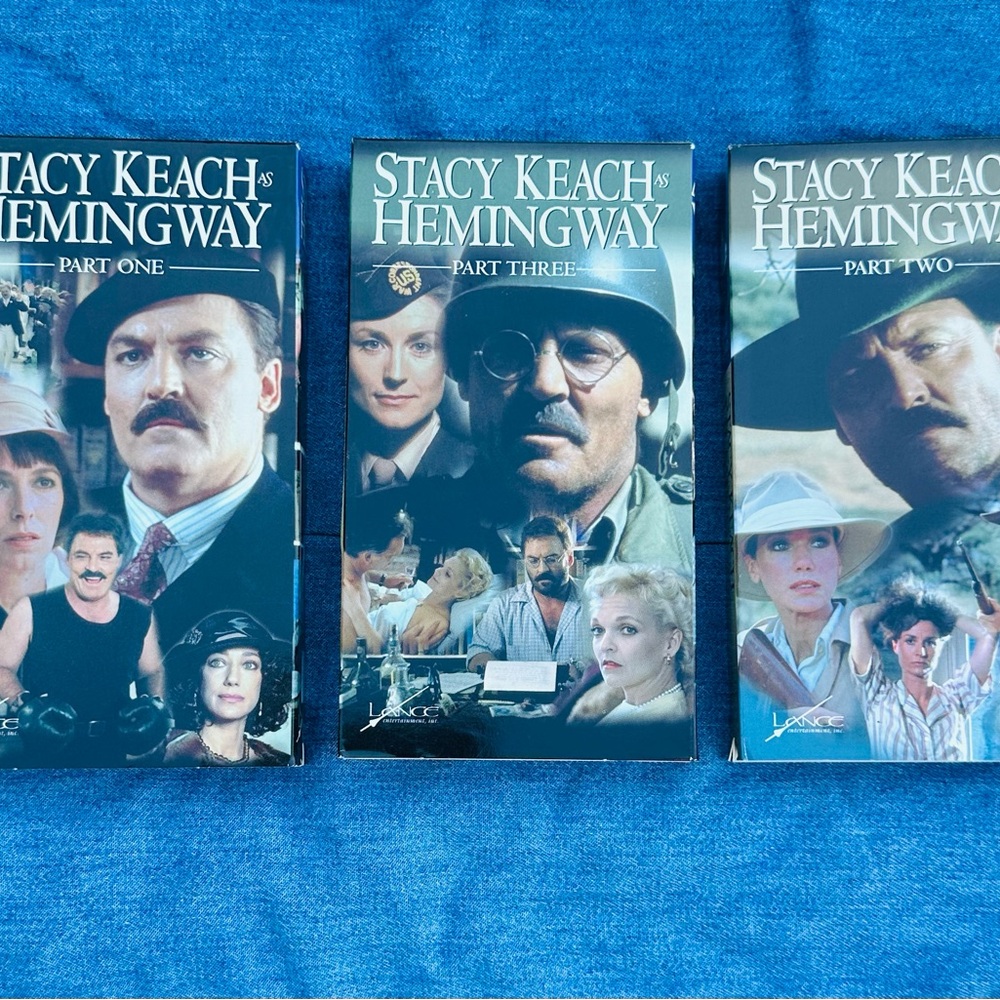 VINTAGE 2001- STACY KEACH» HEMINGWAY  3 series VHS